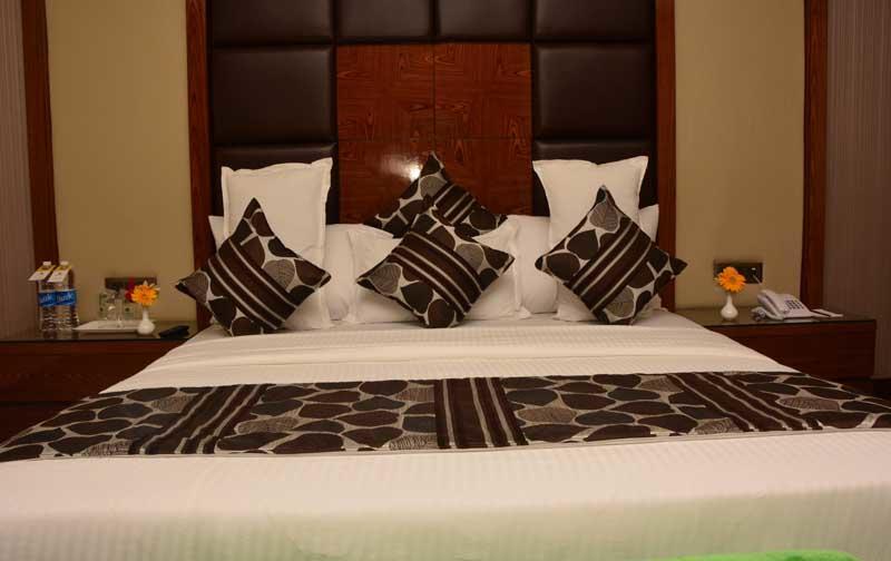 Hotel Golden Palace Purî Extérieur photo